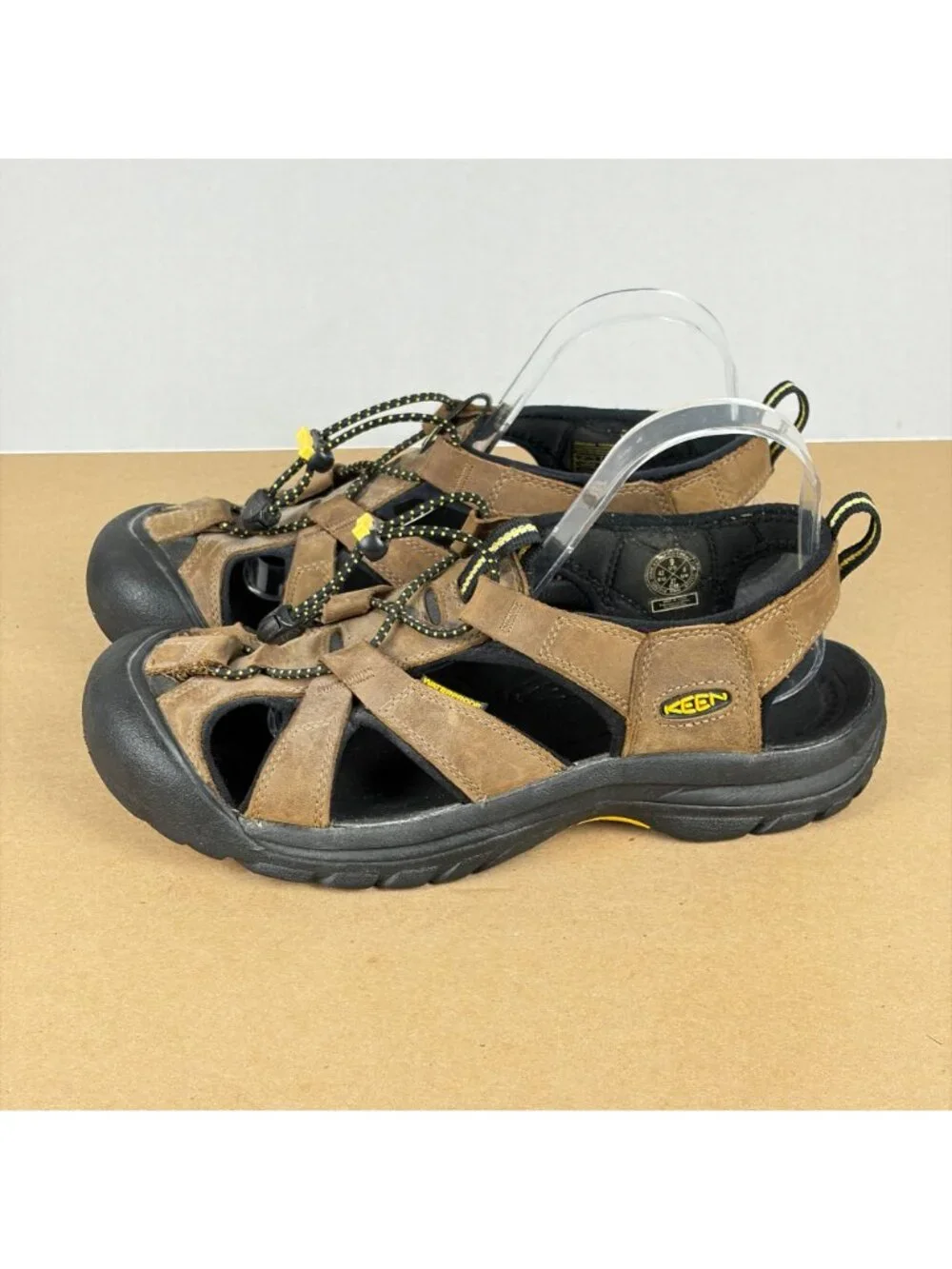 Keen Sarasota Leather Hiking Sandals Mens 9 Brown Bungee Lace Closed Toe